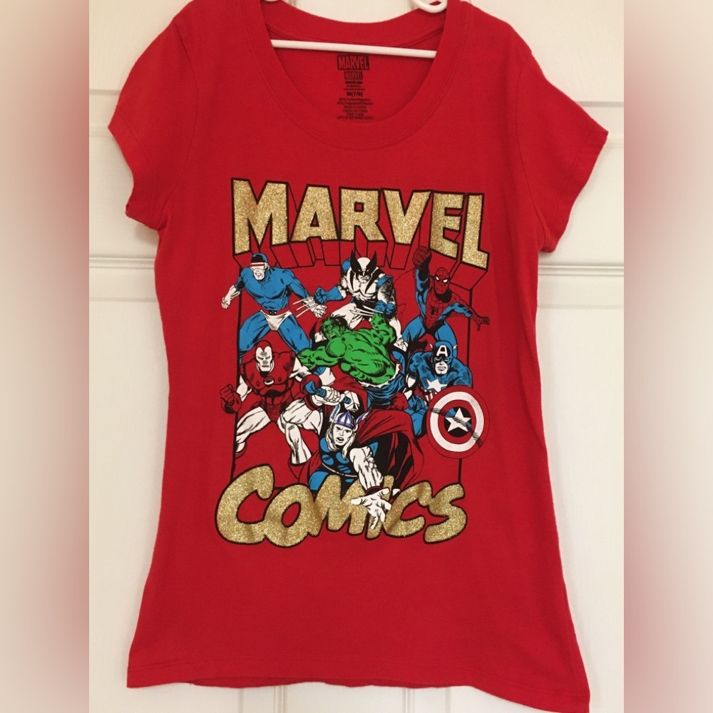 Marvel Comics Red Graphic Tee Womens Juniors Glitter